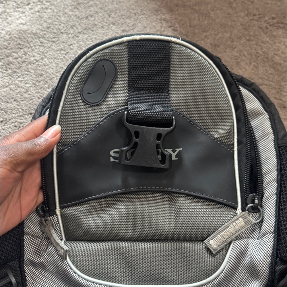 Sony Back Pack - Picture 3 of 10